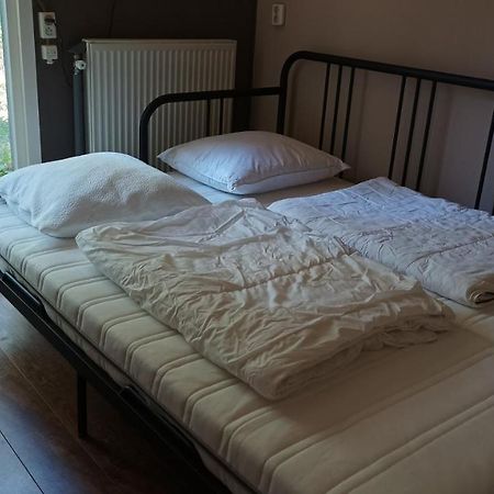 Bosbungalow De Eekhoorn Нунспет Екстериор снимка